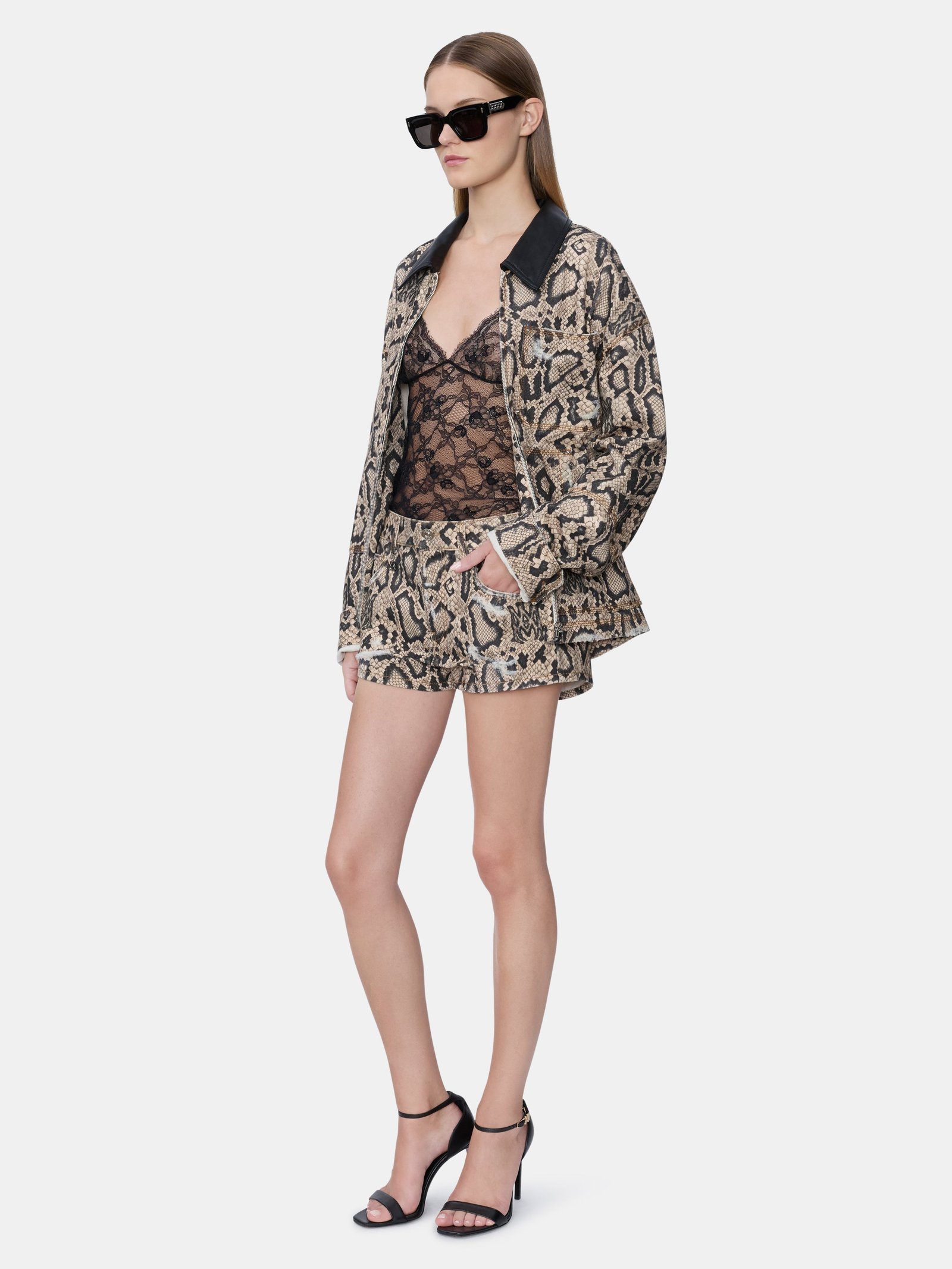 WOMEN - WOMEN'S LACE CAMI TOP - Black - Image 3