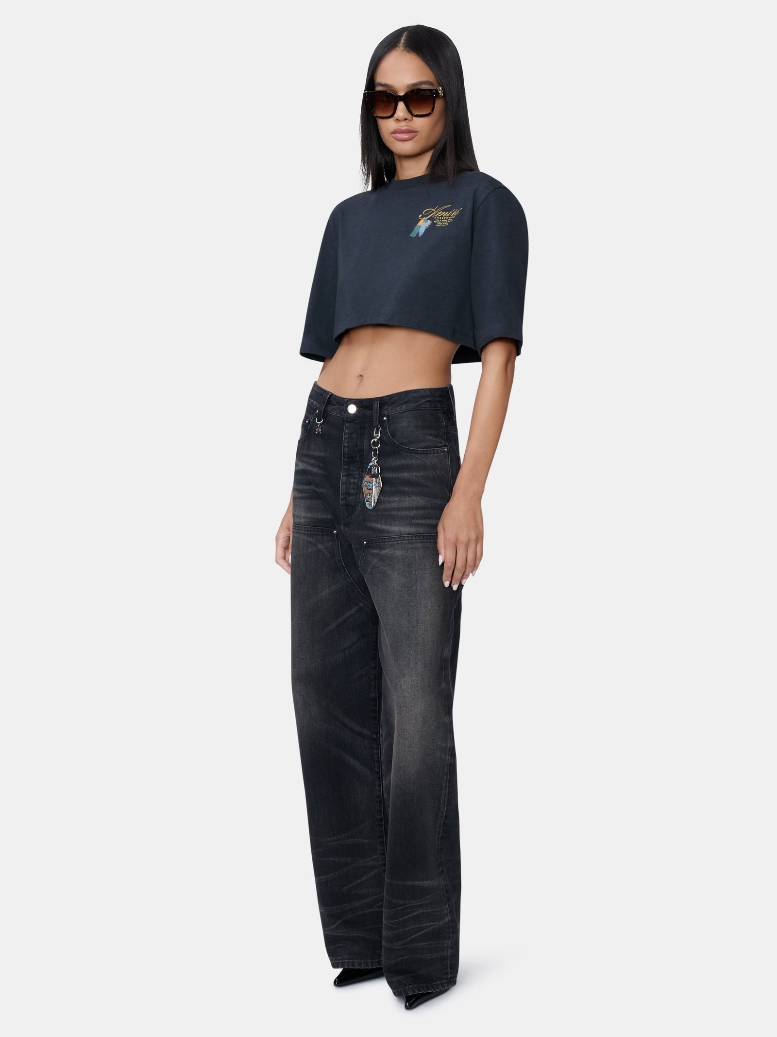 WOMEN - WOMEN'S CHATEAU KEYS CROPPED TEE - Black - Image 3