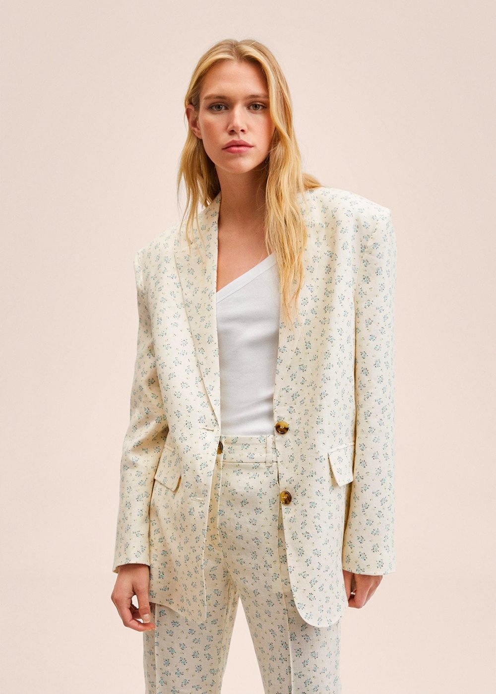 Ezanora Oversize Linen Blazer